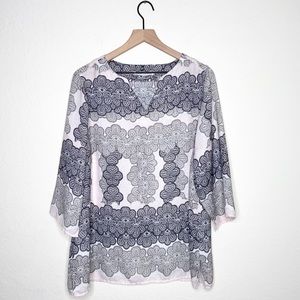 Violet & Claire Soft Pink Gray Tunic Style Blouse